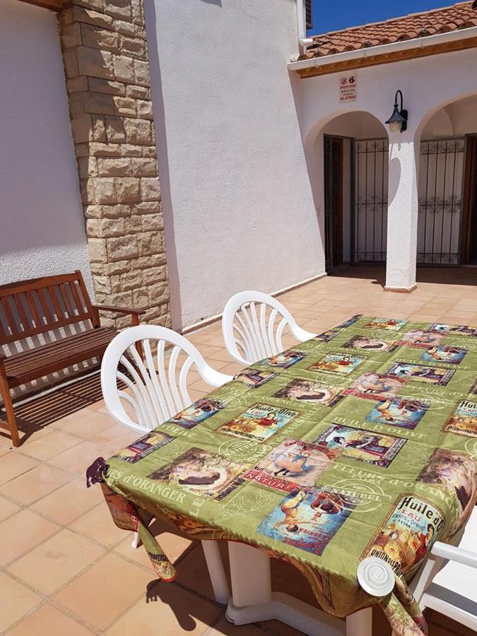 Da Vinci Room Villa Blanca Кембрилс Екстериор снимка